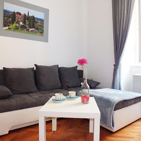 Apartman Draguc Pula Exterior foto