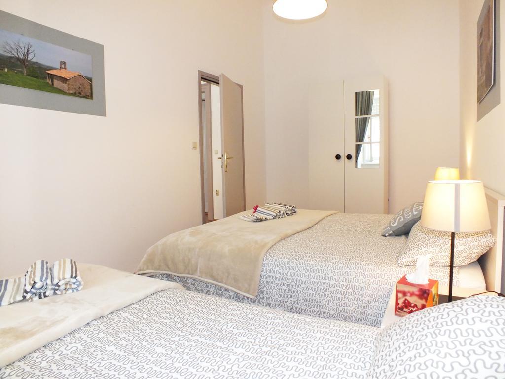 Apartman Draguc Pula Exterior foto